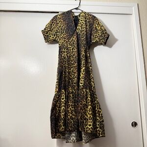 Topshop Leopard Print Short Sleeve Fit & Flare Midi Dress 100% Cotton
Size 6